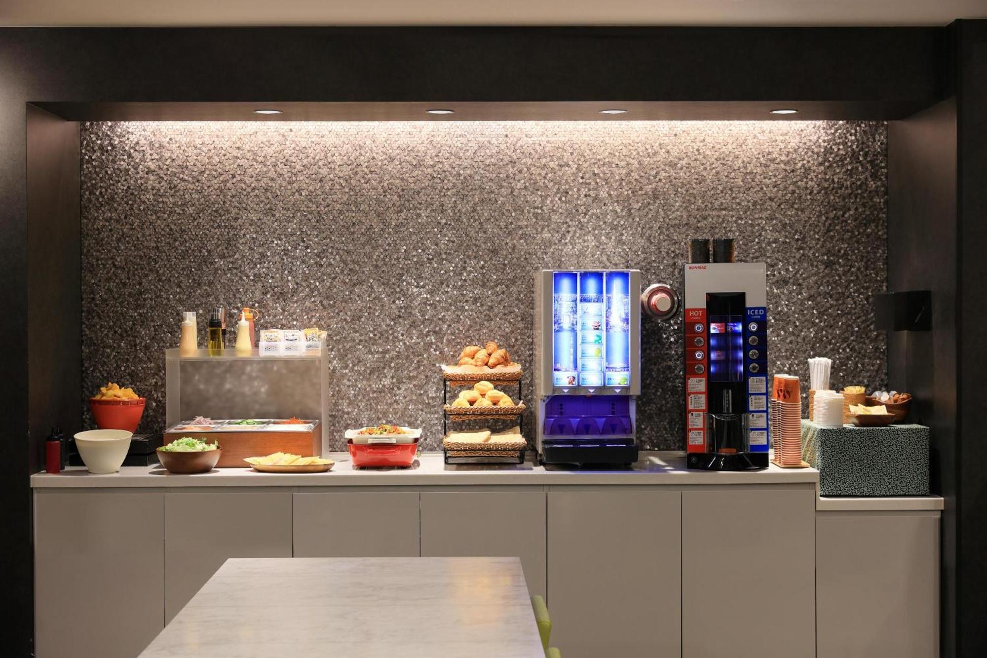 Karaksa Hotel Tokyo Station Zewnętrze zdjęcie